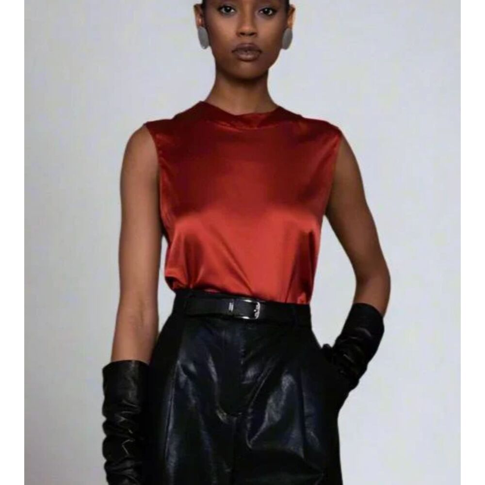 NONCHALANT Jadon Silk Sleeveless Blouse Rust Small NEW NWT